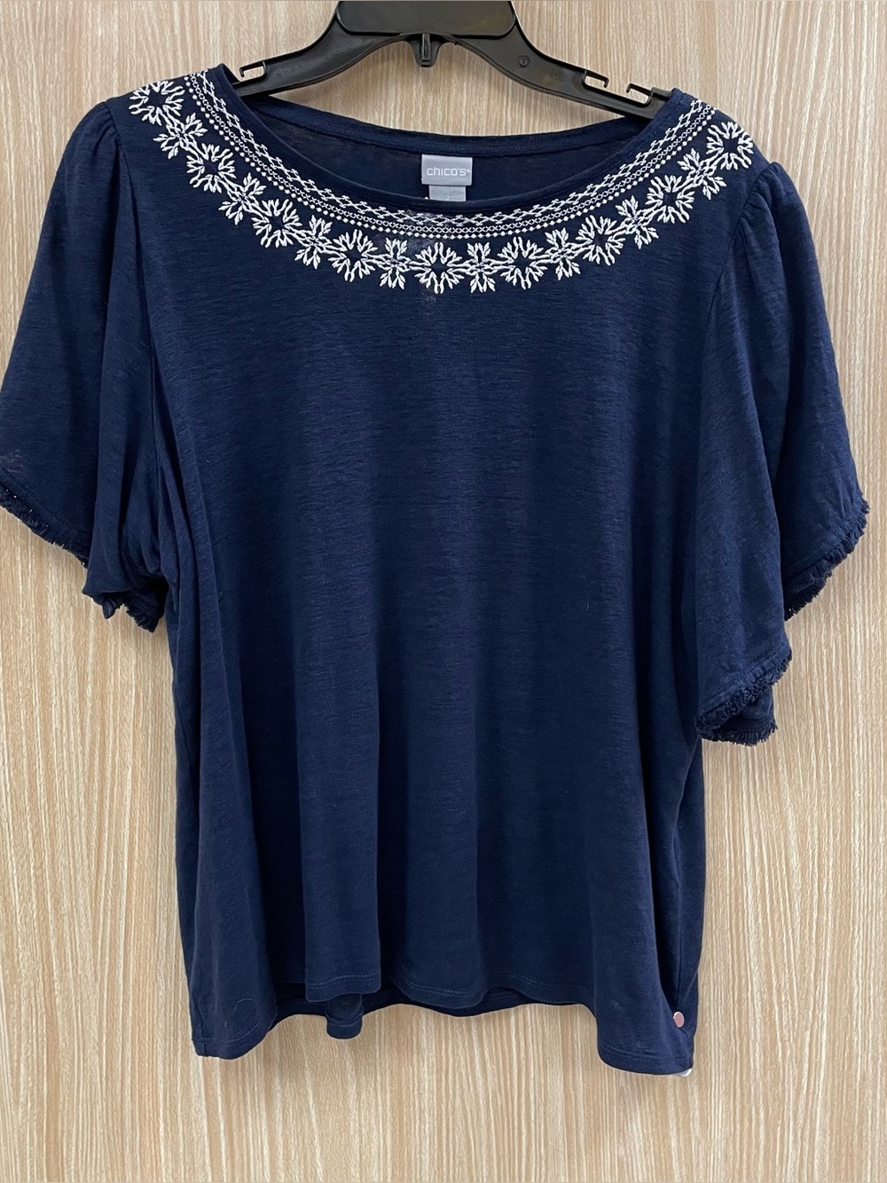 Chicos Navy Embroidered Top Size 2 (L)